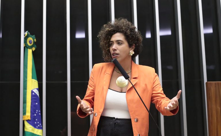 Projeto prevê proteção para trabalhadores diante de eventos climáticos extremos – Notícias