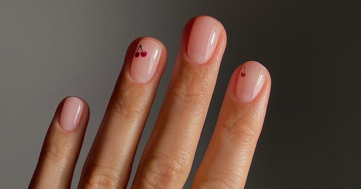 Essas idéias de unhas de quarto de julho são chiques, não bregas