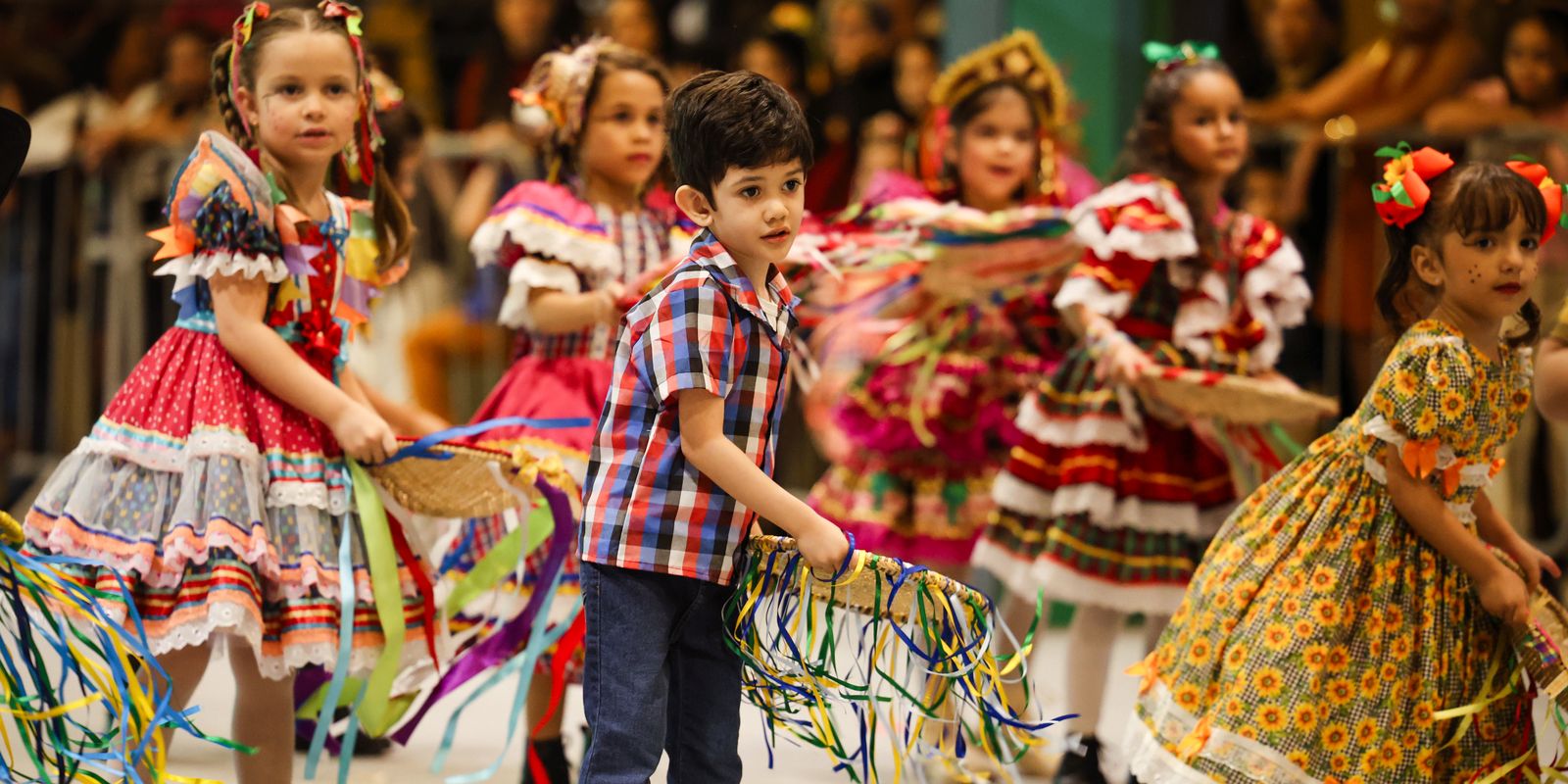 Viva Maria entra no clima do São João com Concessa