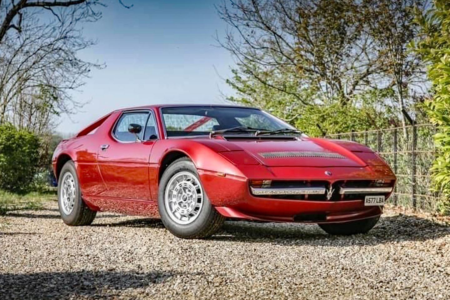 Um dos últimos Maserati Meraks está à venda