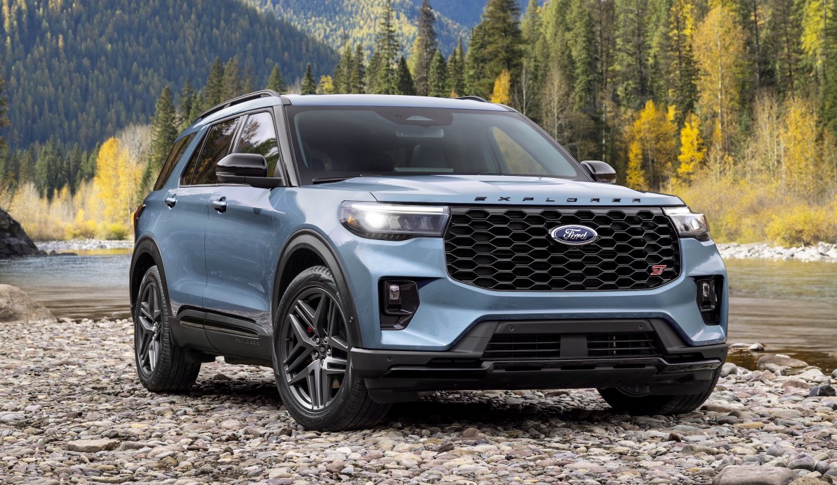 2026 Ford Explorer O preço o torna um SUV de 3 linhas de destaque