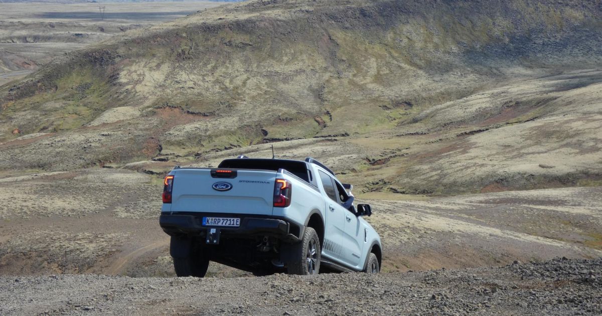 Enfrentamos a Islândia no Ford Ranger Phev
