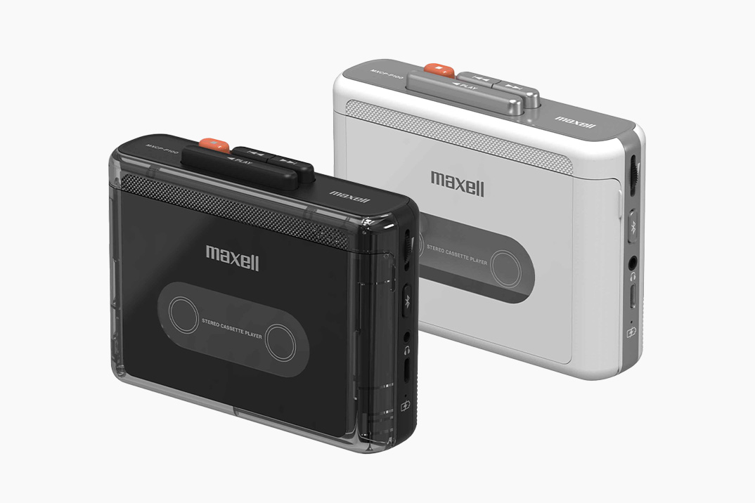 O MXCP-P100 de Maxell é um jogador de cassete moderno com carregamento Bluetooth e USB-C