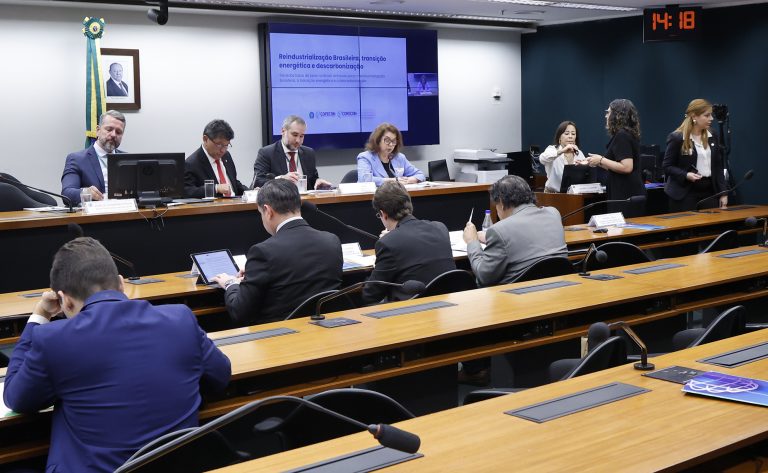 Meta de inflação de 3% ao ano é criticada em debate sobre taxa de juros – Notícias