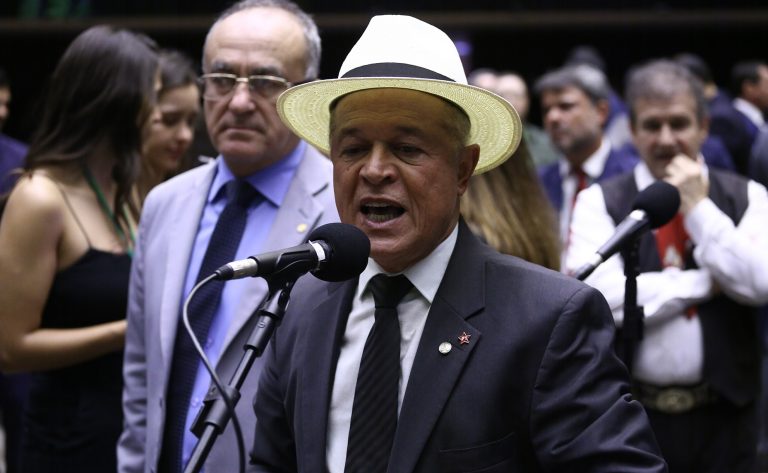 Comissão aprova criação do Programa Nacional de Moradia por Autogestão