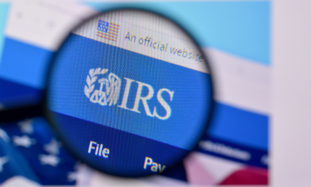 Texas Plastic Company processa o IRS por novas regras