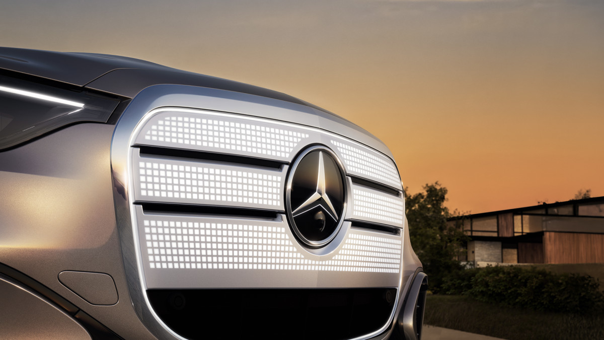 As tarifas de automóveis de Trump já custam a Mercedes $ 420 milhões
