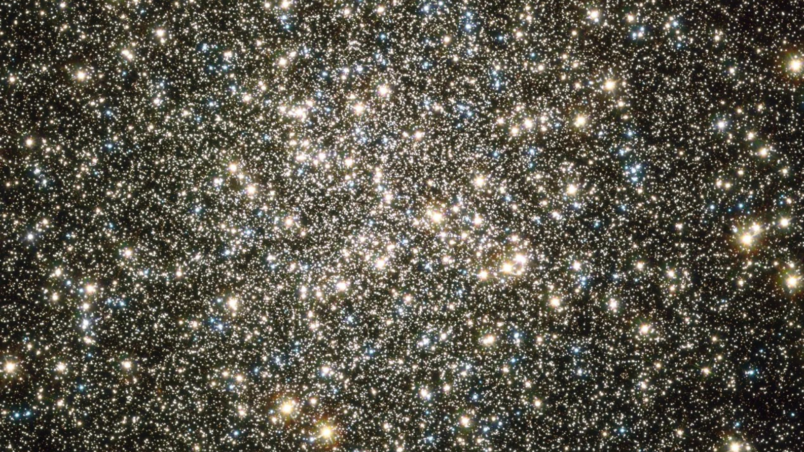 Veja um trio de aglomerados de estrelas espetaculares iluminam o céu de verão em agosto de 2025