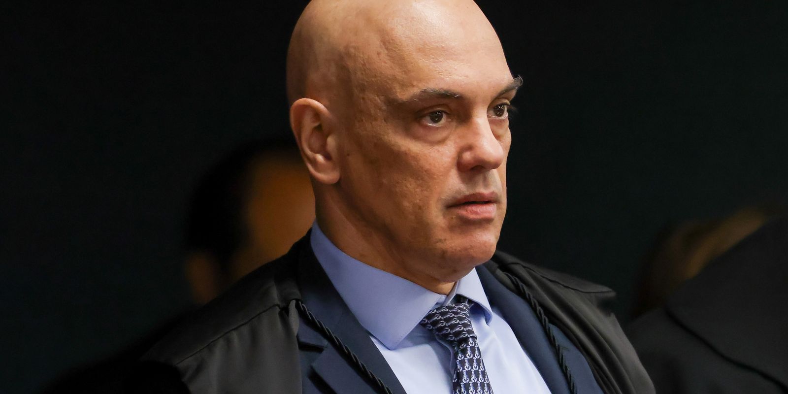 Moraes corrige mandado e manda soltar presa do 8 de janeiro