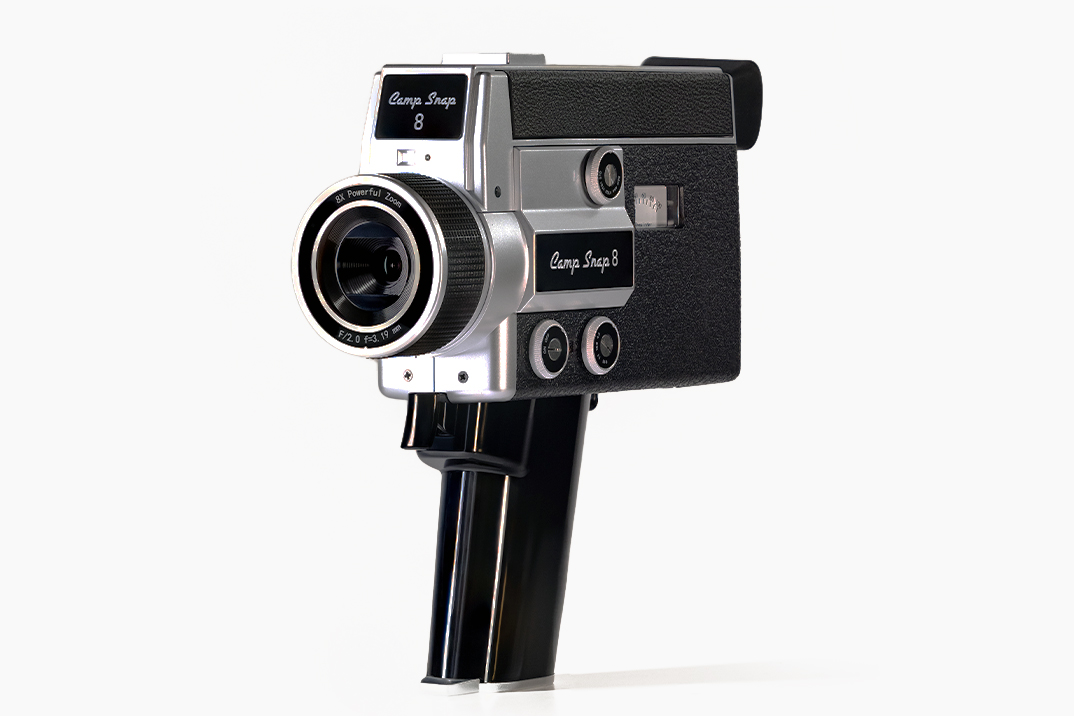 A câmera de vídeo CS-8 de US $ 149 do Camp Snap é uma alternativa muito mais acessível ao Kodak Super 8 de US $ 5.500