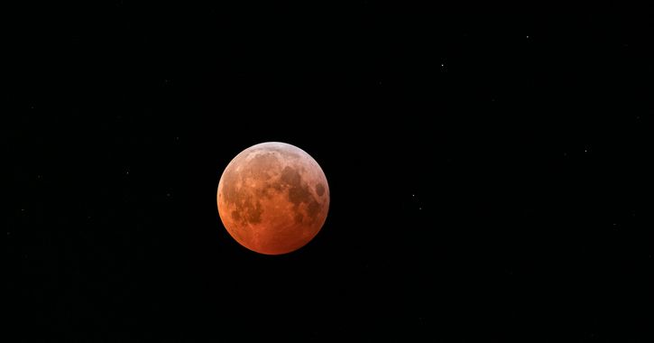 Como ver o eclipse lunar total e a lua de sangue em 7 de setembro