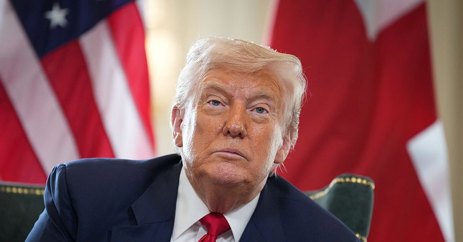 Donald Trump ordena repressão ao ‘Debanking’ de motivação política