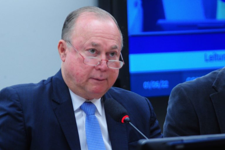 Comissão de Constituição e Justiça quer ouvir Zambelli antes de votar parecer sobre a perda de mandato – Notícias