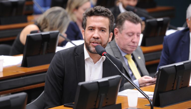 Conselho de Ética faz novo sorteio para escolha de relator em processo contra André Janones – Notícias