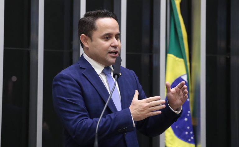 Comissão aprova previsão de incentivo à capacitação de agricultor para uso de máquinas – Notícias