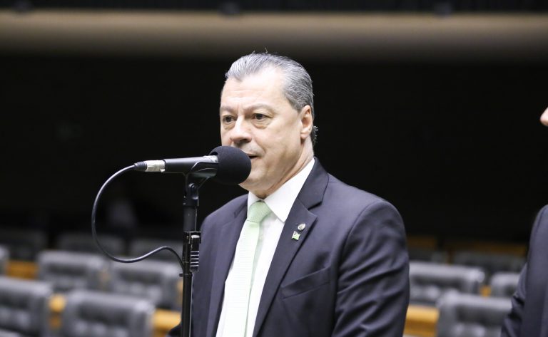 Comissão aprova projeto que cria cadastro de voluntários para ações de apoio em desastres – Notícias