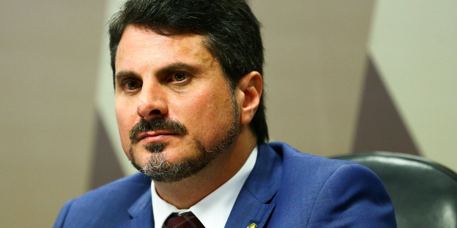 Moraes suspende uso de tornozeleira pelo senador Marcos do Val