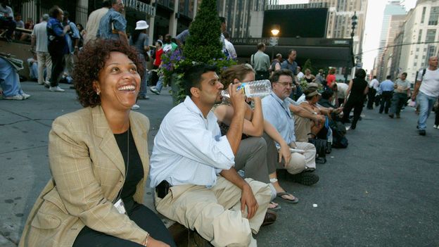 Como um apagão de 2003 levou a cidade de Nova York à parada