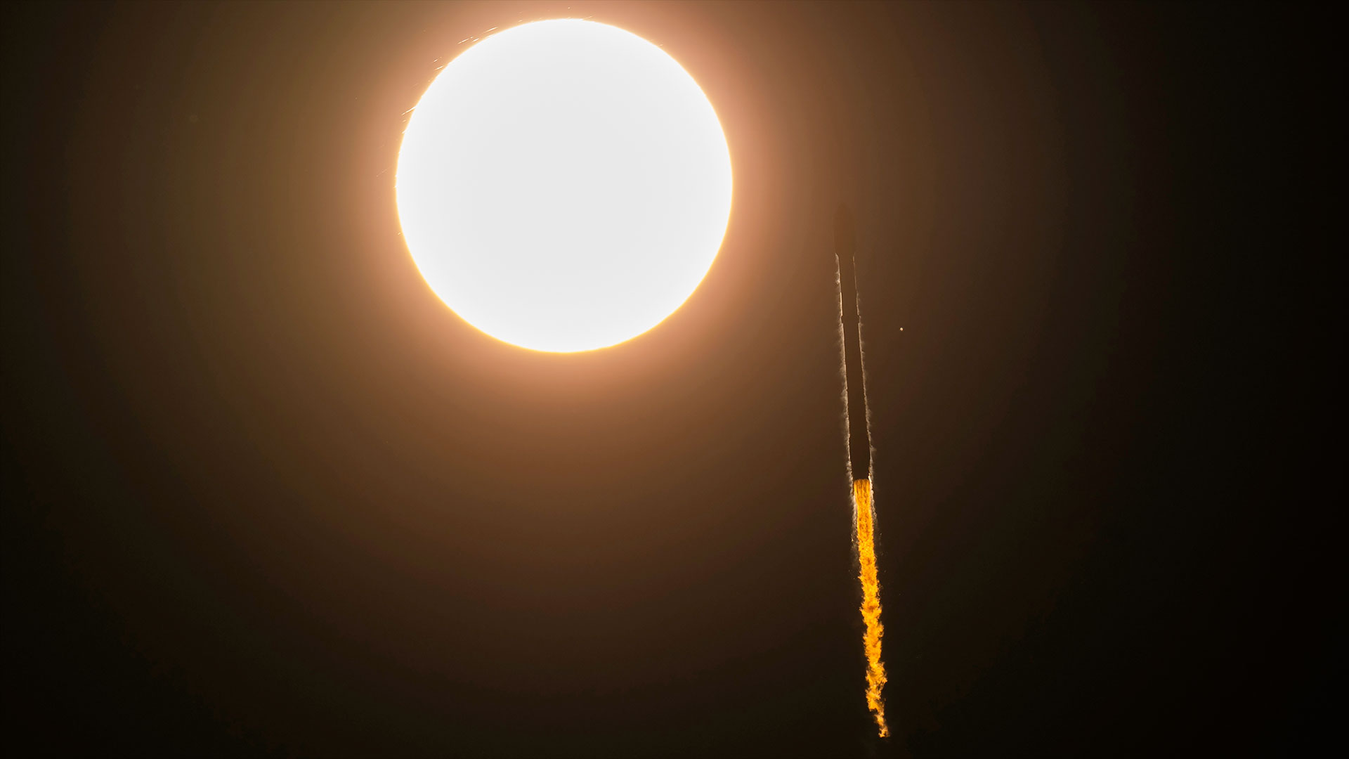 SpaceX implanta 28 satélites Starlink em órbita baixa da terra após o lançamento da Flórida
