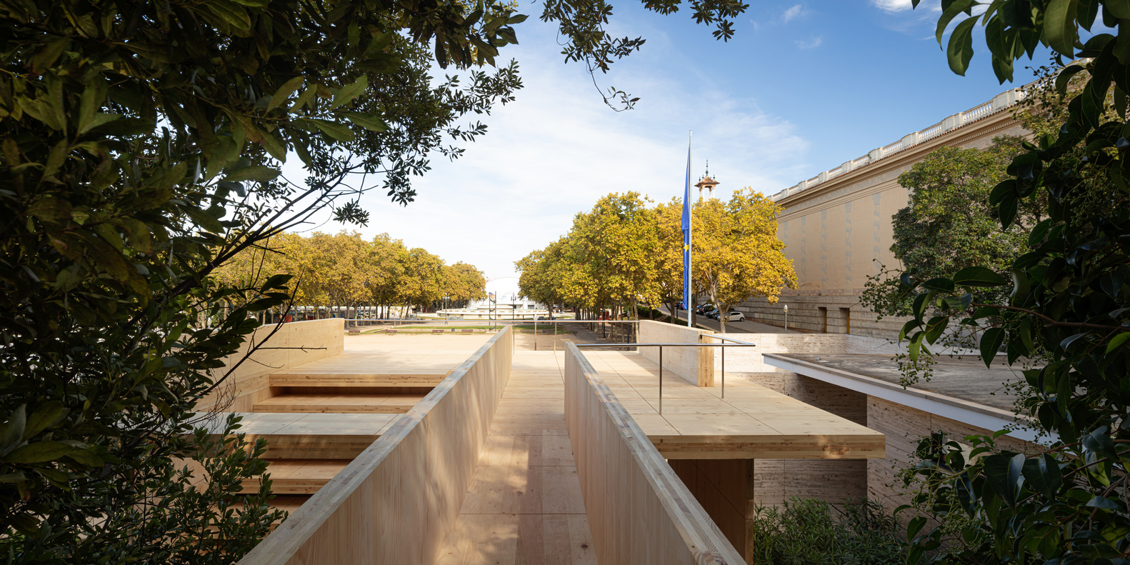 O método de Barcelona: como os dados climáticos estão salvando a arquitetura histórica do carbono Stranding