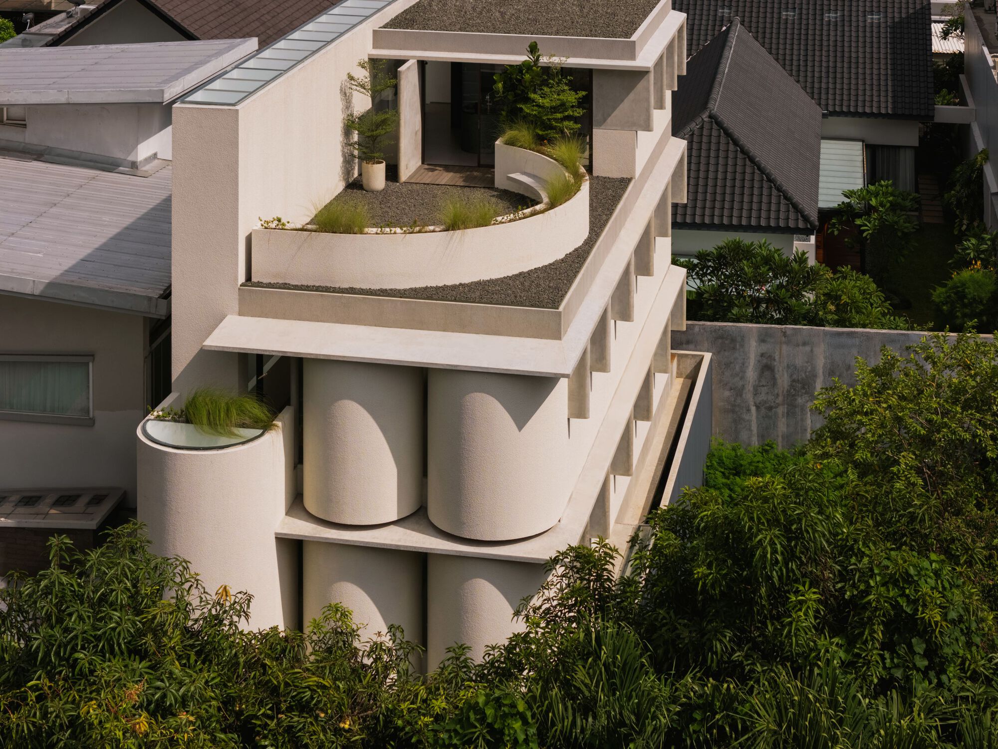 ABC Flats / Isso Architects