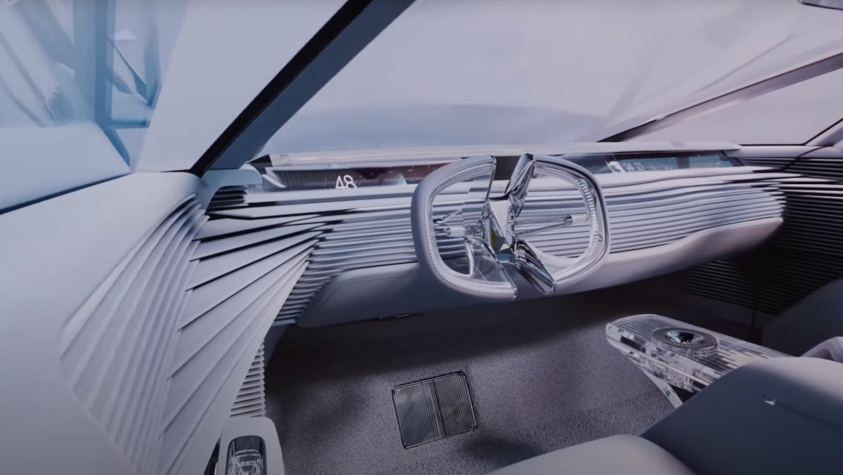 Novo conceito chinês estreia como um sedan de luxo do tamanho de uma Rolls-Royce