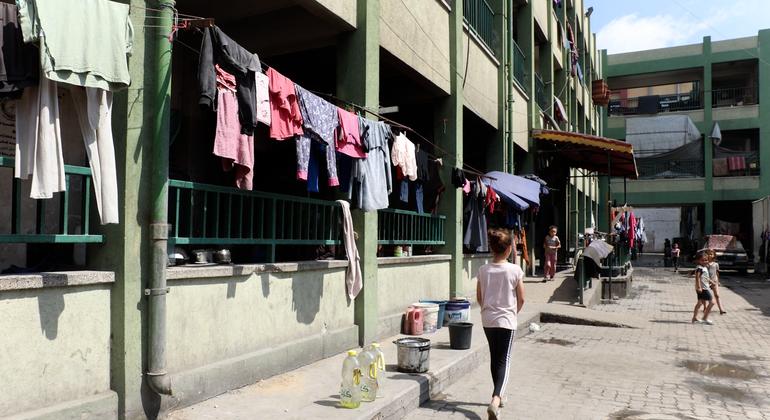 Ataques aéreos israelenses a Gaza estão se intensificando, diz comissário da ONU