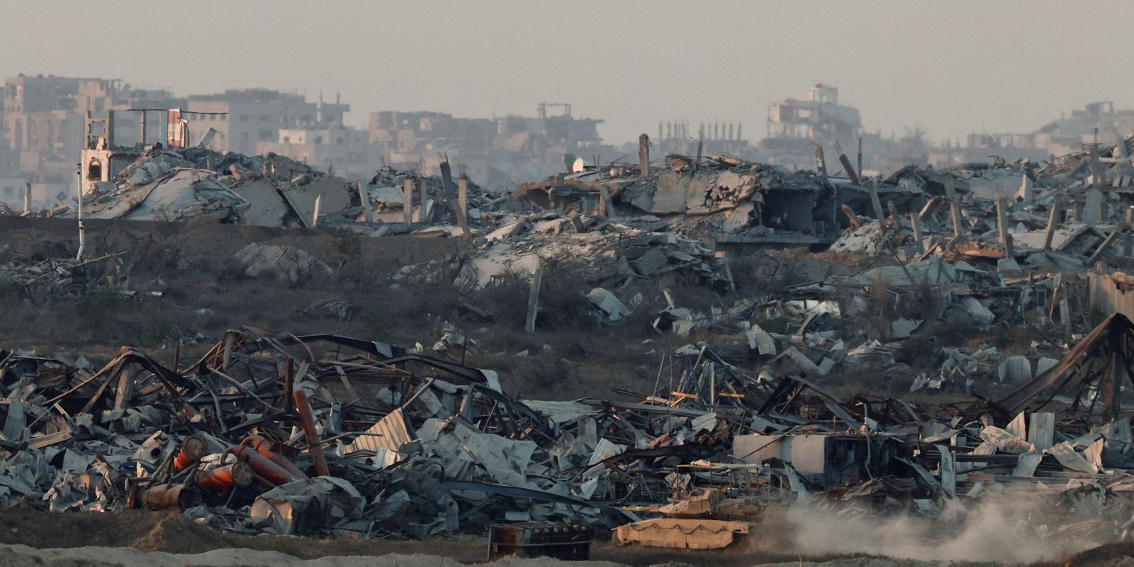 Gaza: mais de 40 pessoas morreram neste domingo vítimas de bombardeios