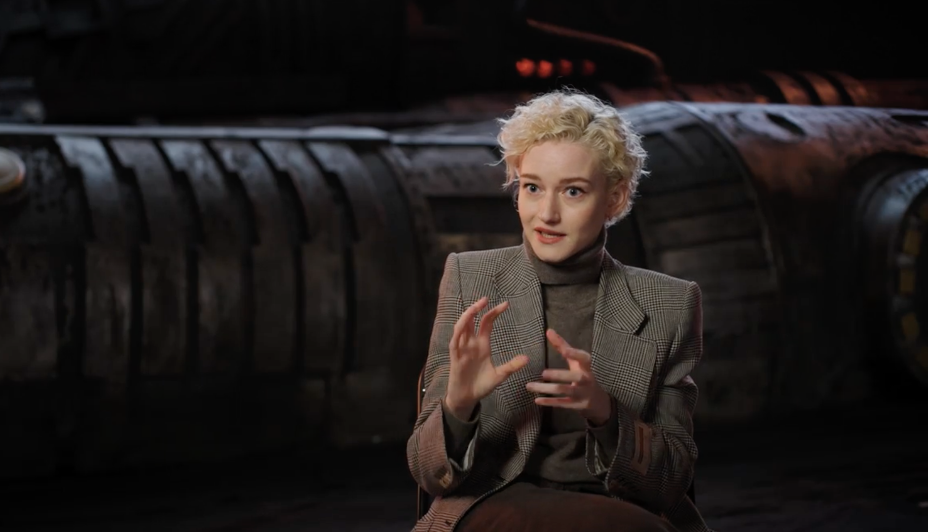 ‘The Fantastic Four: First Steps’: Julia Garner veste o traje Mo-Cap neste clipe exclusivo de bônus (vídeo)