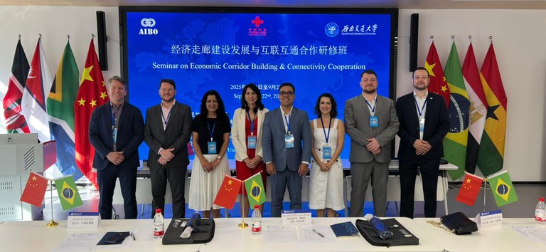 ANTT fortalece laços com a China e o Consulado do Brasil em Chengdu em seminário internacional sobre corredores econômicos — Agência Nacional de Transportes Terrestres