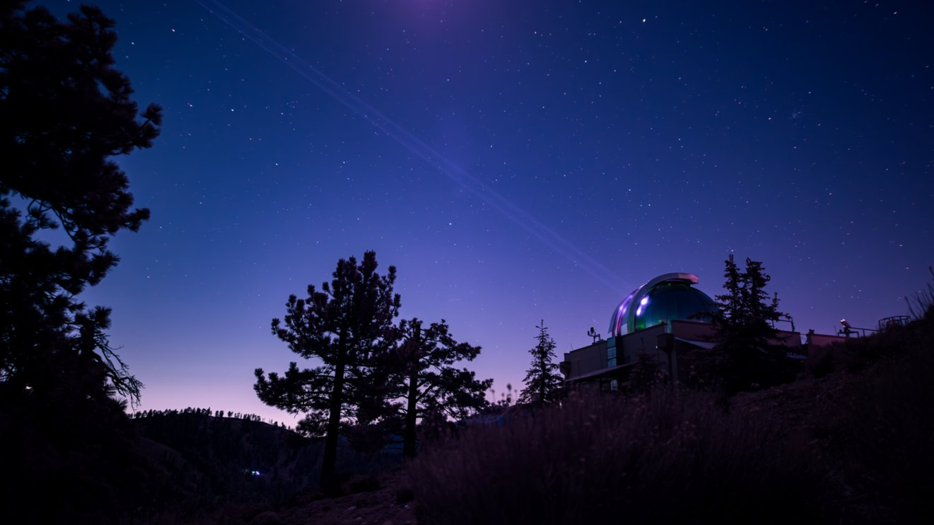 A sonda de asteróides da psique usa lasers para telefonar para casa a 218 milhões de milhas de distância