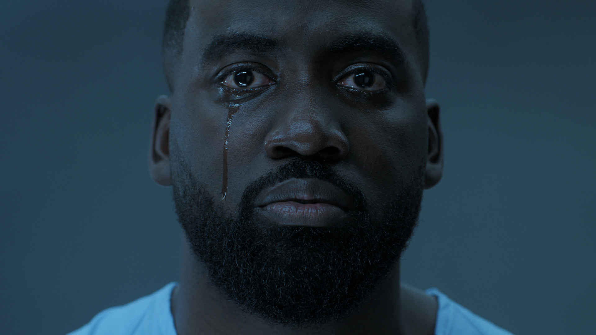 A estrela de ‘Invasion’ Shamier Anderson diz que está ‘fora daqui’ se os alienígenas realmente invadirem (exclusivos)