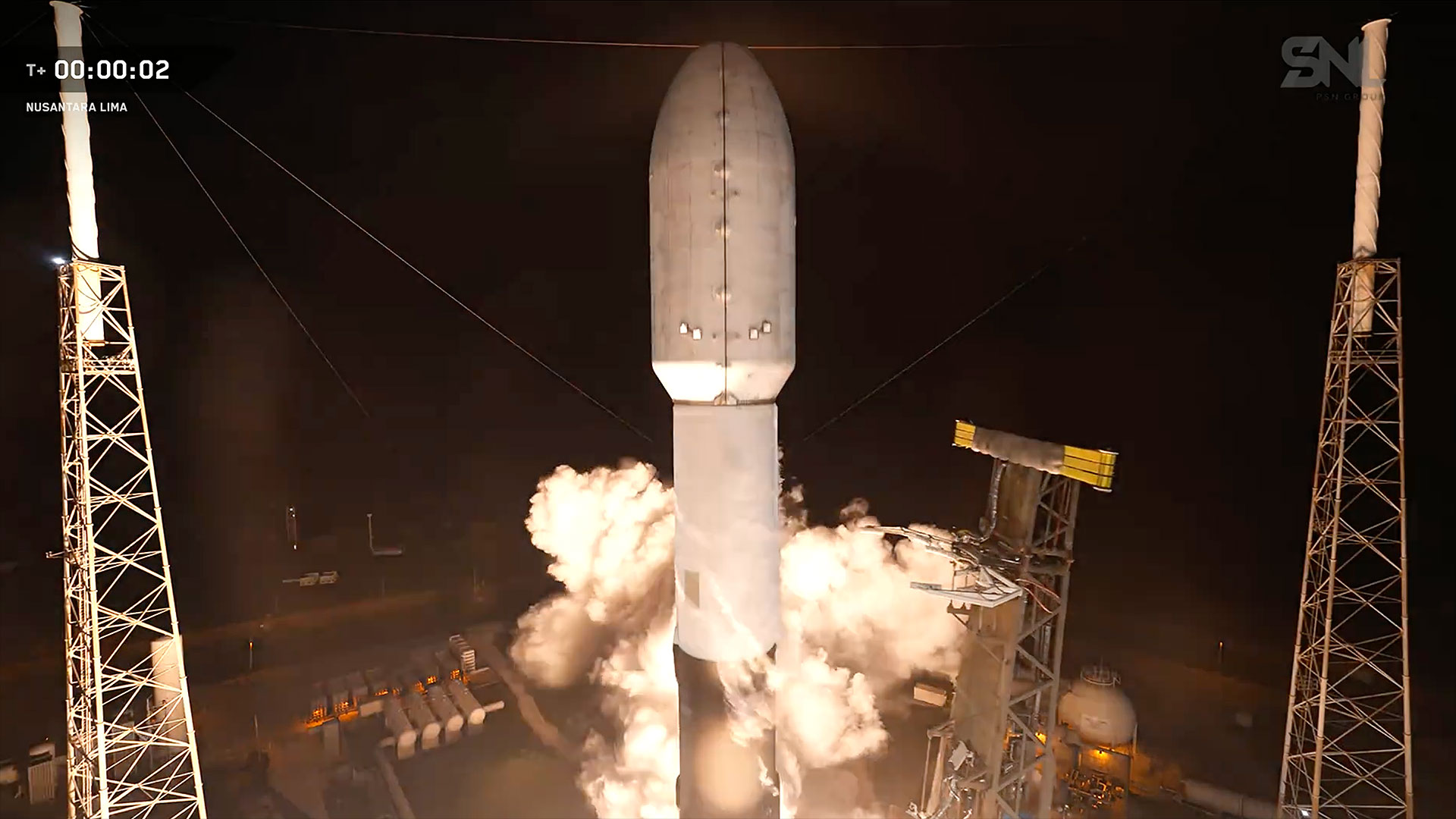 A SpaceX lança um poderoso satélite para orbitar para a empresa de telecomunicações indonésia