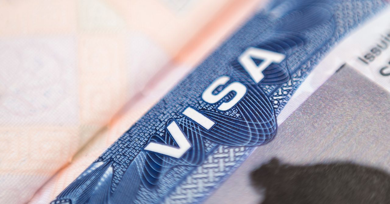 Voos de US $ 3.800 e decolagens abortadas: como o anúncio do H-1B de Trump trabalhou em pânico com os trabalhadores de tecnologia