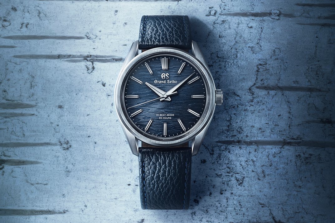 A bétula iluminada pela lua do Grand Seiko encolhe a bétula branca em um relógio diário perfeito