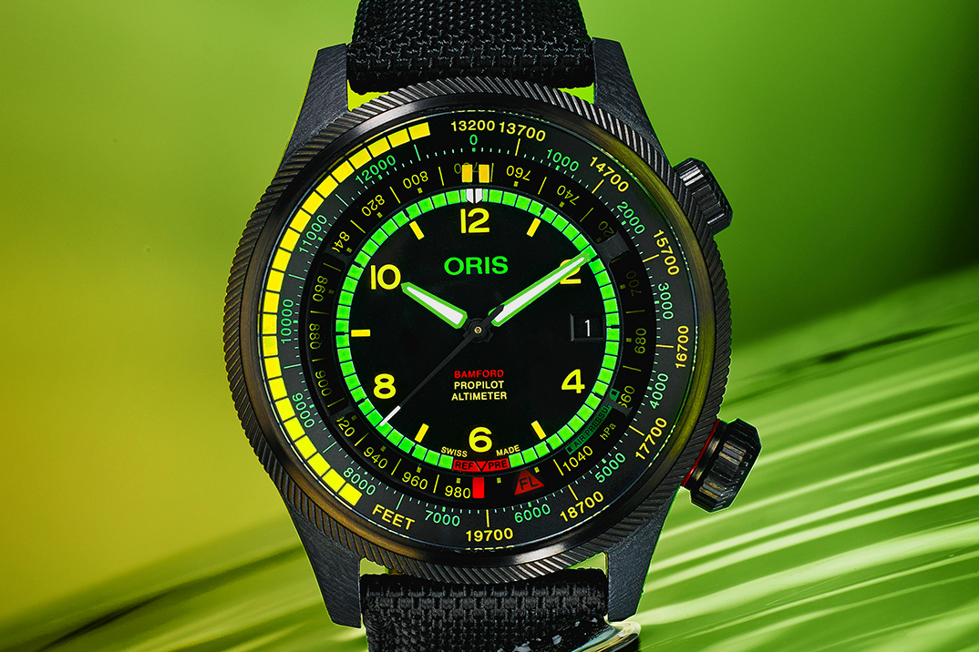 Oris e Bamford transformam o Controle de Missão do Altímetro de Propriedade em um relógio de fibra de carbono pronto para a órbita