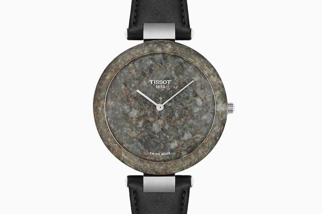 Tissot revive seu icônico rockwatch com granito de um dos picos mais altos da Europa