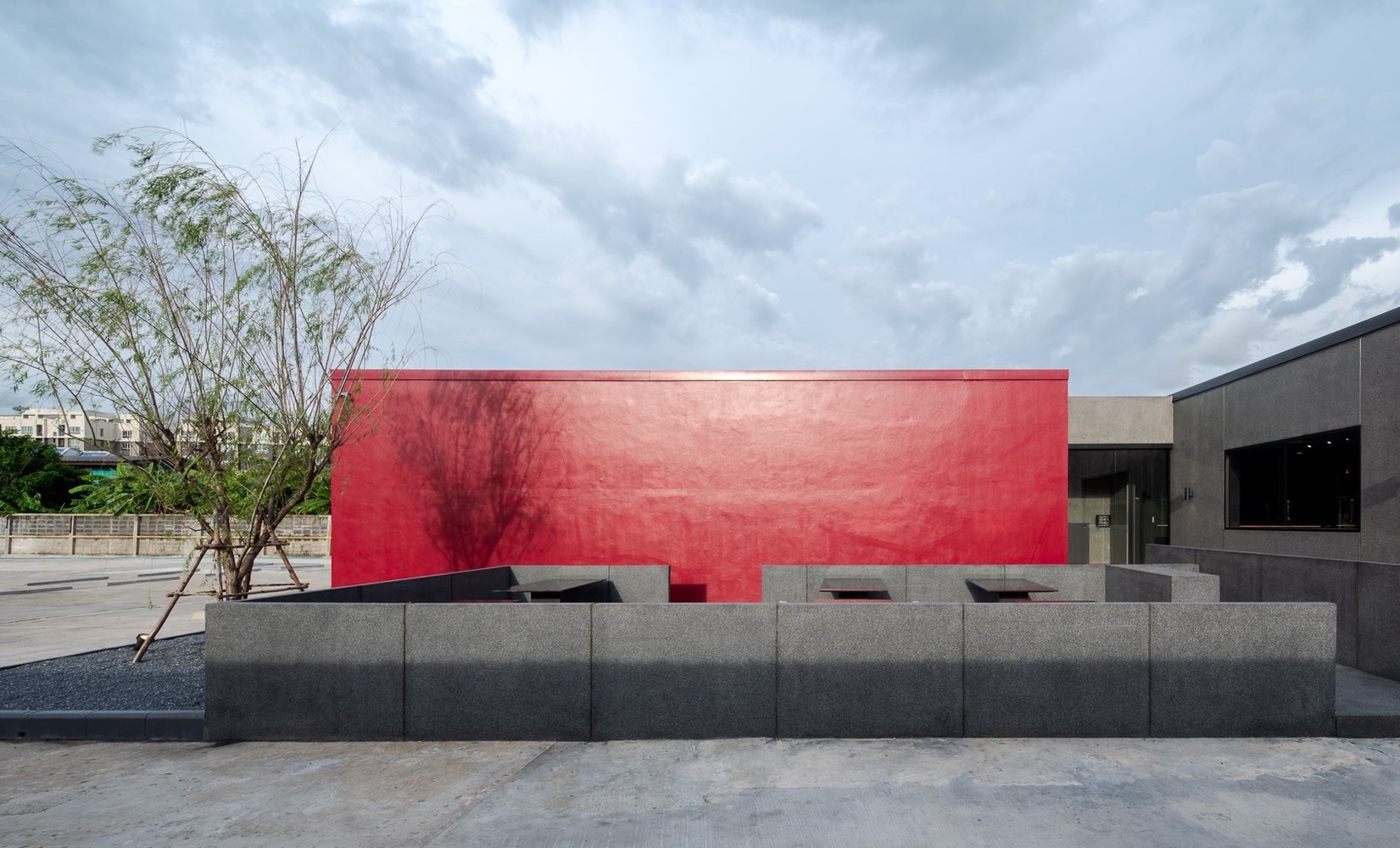 Akamori Restaurant / Touch Architect