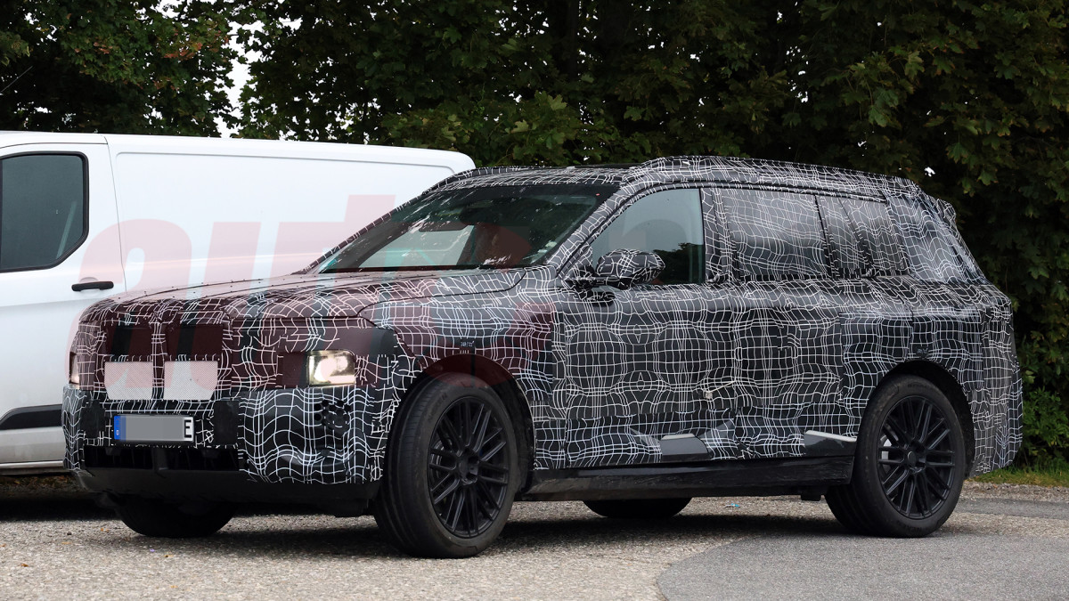 Spied: o primeiro IX7 da BMW poderia ser o seu maior e mais pesado modelo ainda