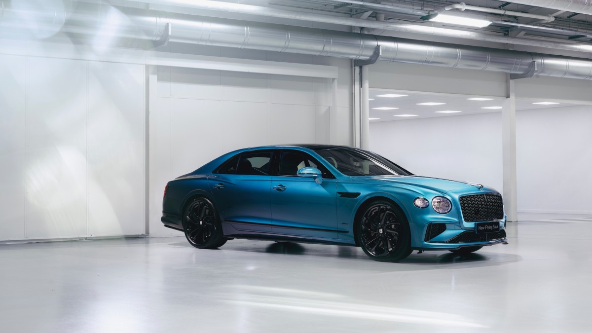 Bentley cobra US $ 68.000 por este deslumbrante desbotamento de tinta