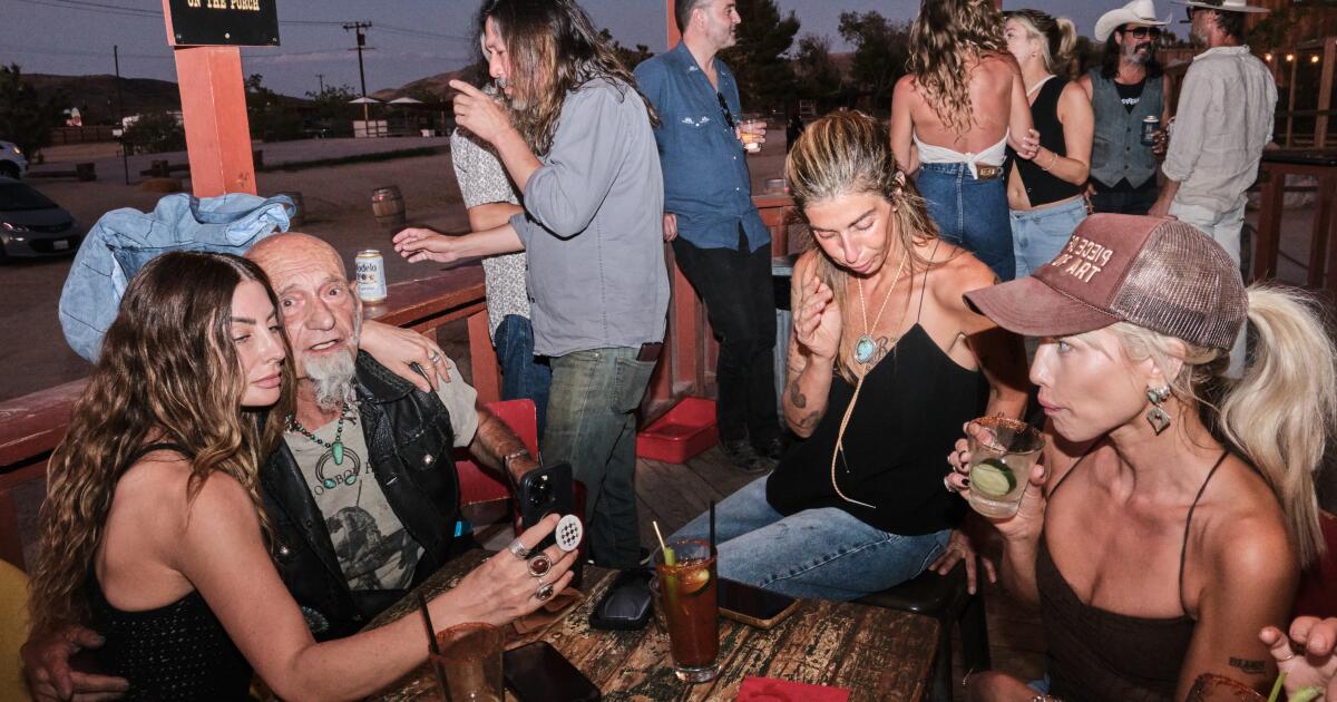 Muito mais do que Pappy e Harriet’s, Pioneertown está tendo um Renascença