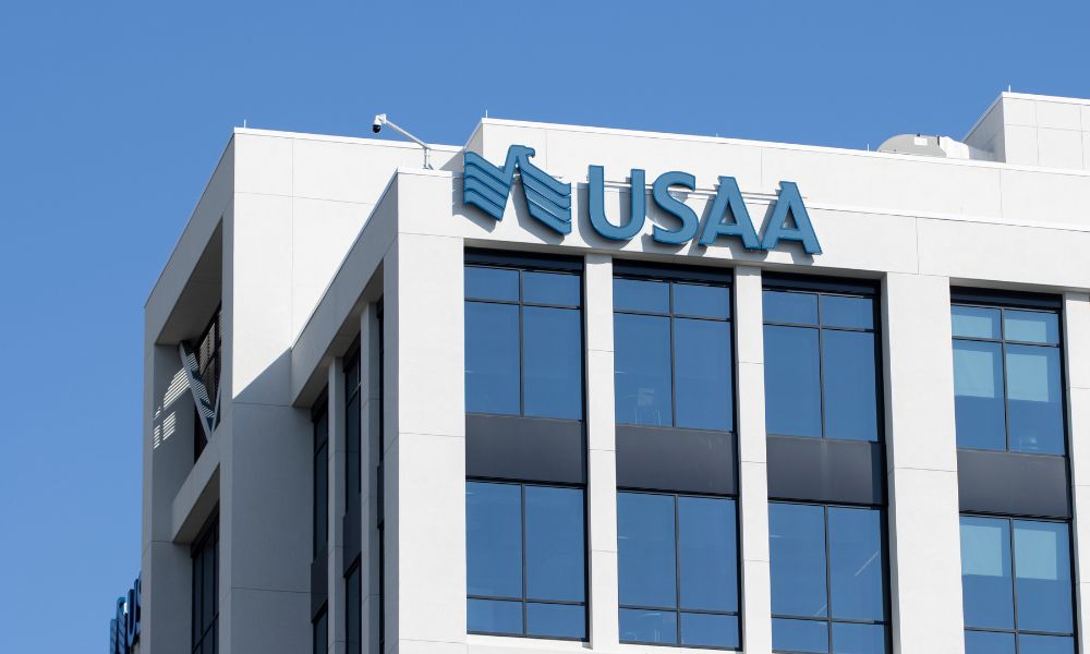 USAA enfrenta ação judicial enquanto segurados alegam má-fé sistêmica na reclamação