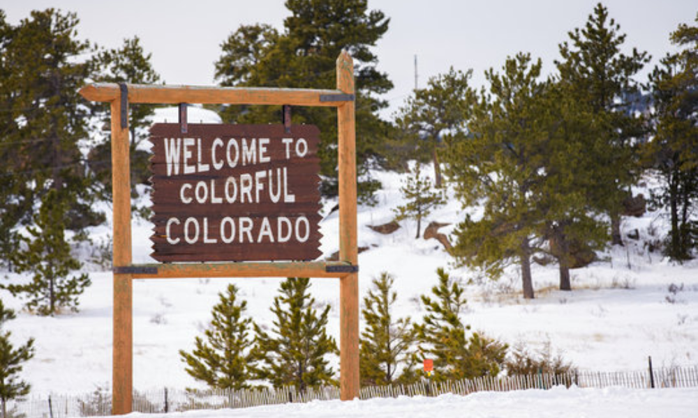 Regulador do Colorado define novas regras para respostas das seguradoras às solicitações de apólices