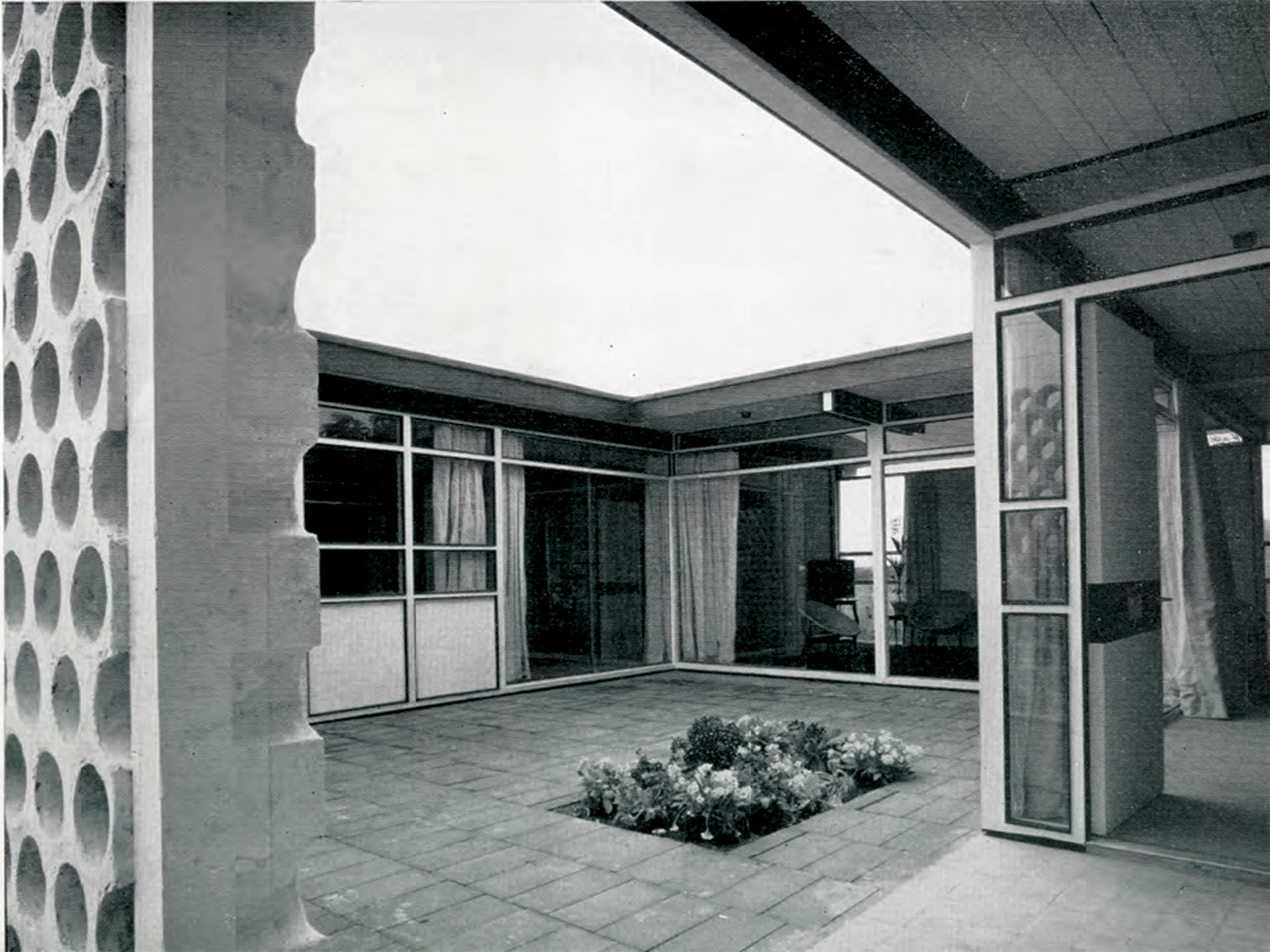 1960 – Courtyard House, Delvin, Co. Westmeath – Arquitetura de Westmeath