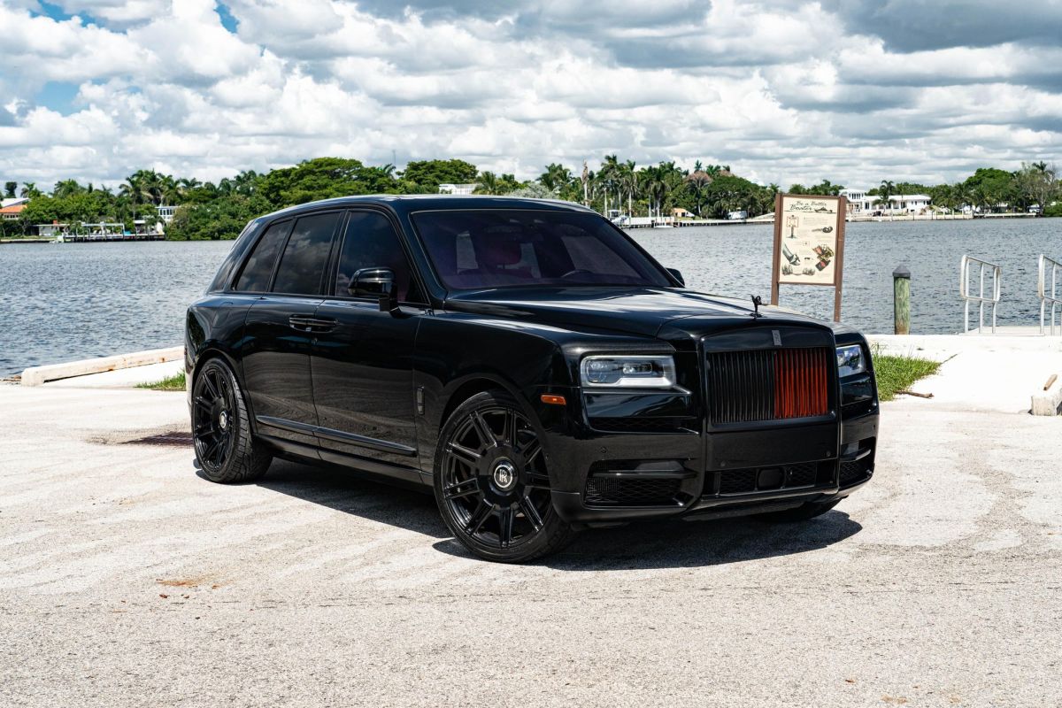 2024 Rolls-Royce Cullinan à venda com 6.000 milhas
