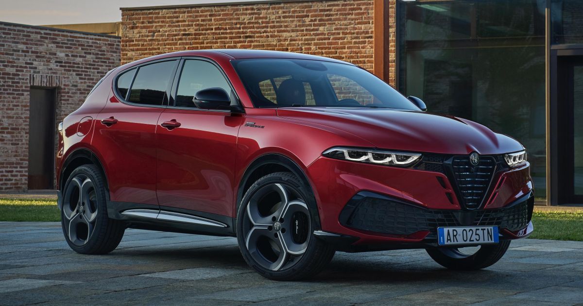 2026 Alfa Romeo Tonale traz novo visual e mais potência ao pequeno SUV italiano