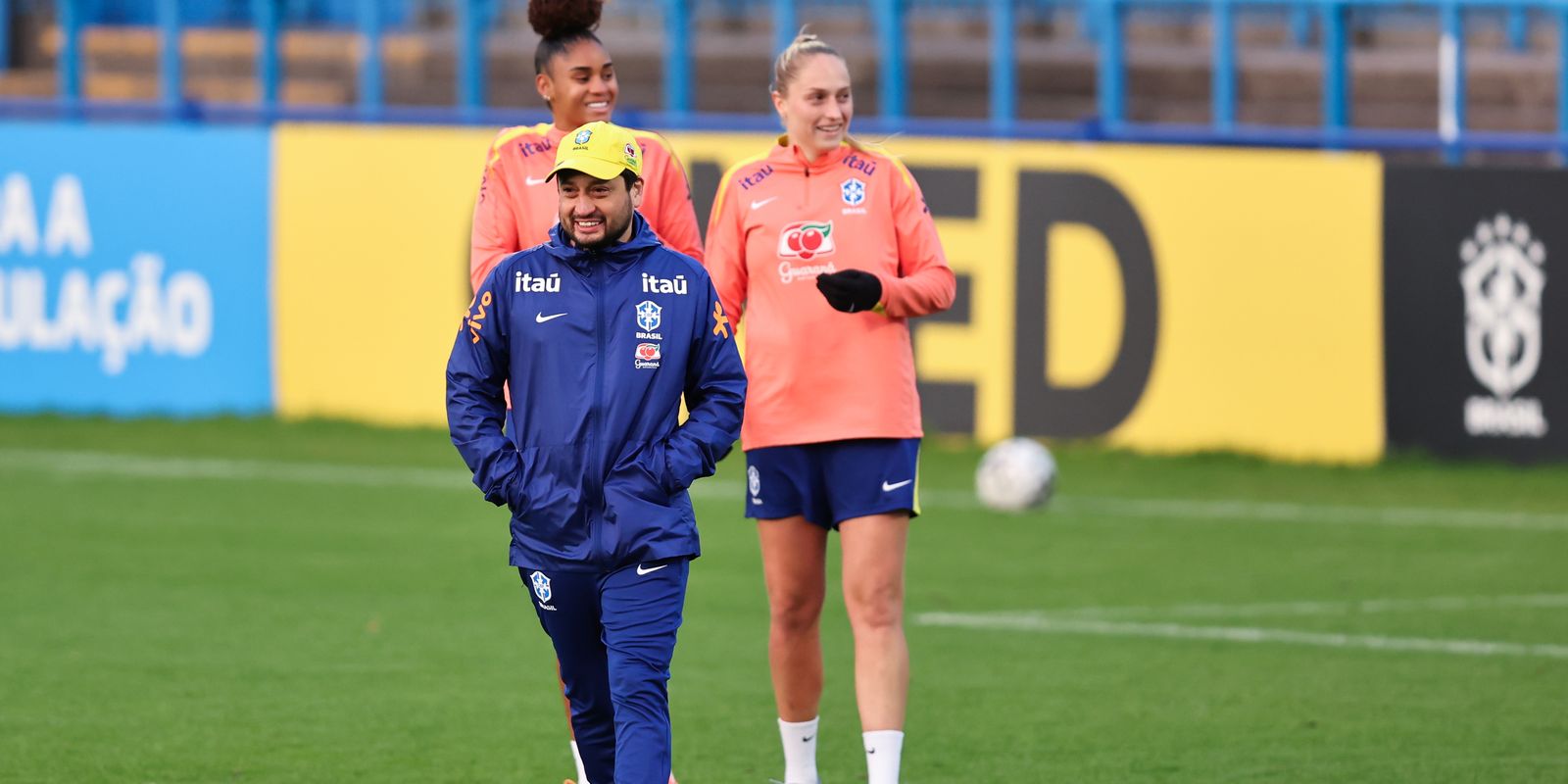 Arthur Elias espera equilíbrio em partida amistosa com Inglaterra