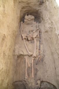 Sabre raro encontrado na tumba do guerreiro Avar – The History Blog