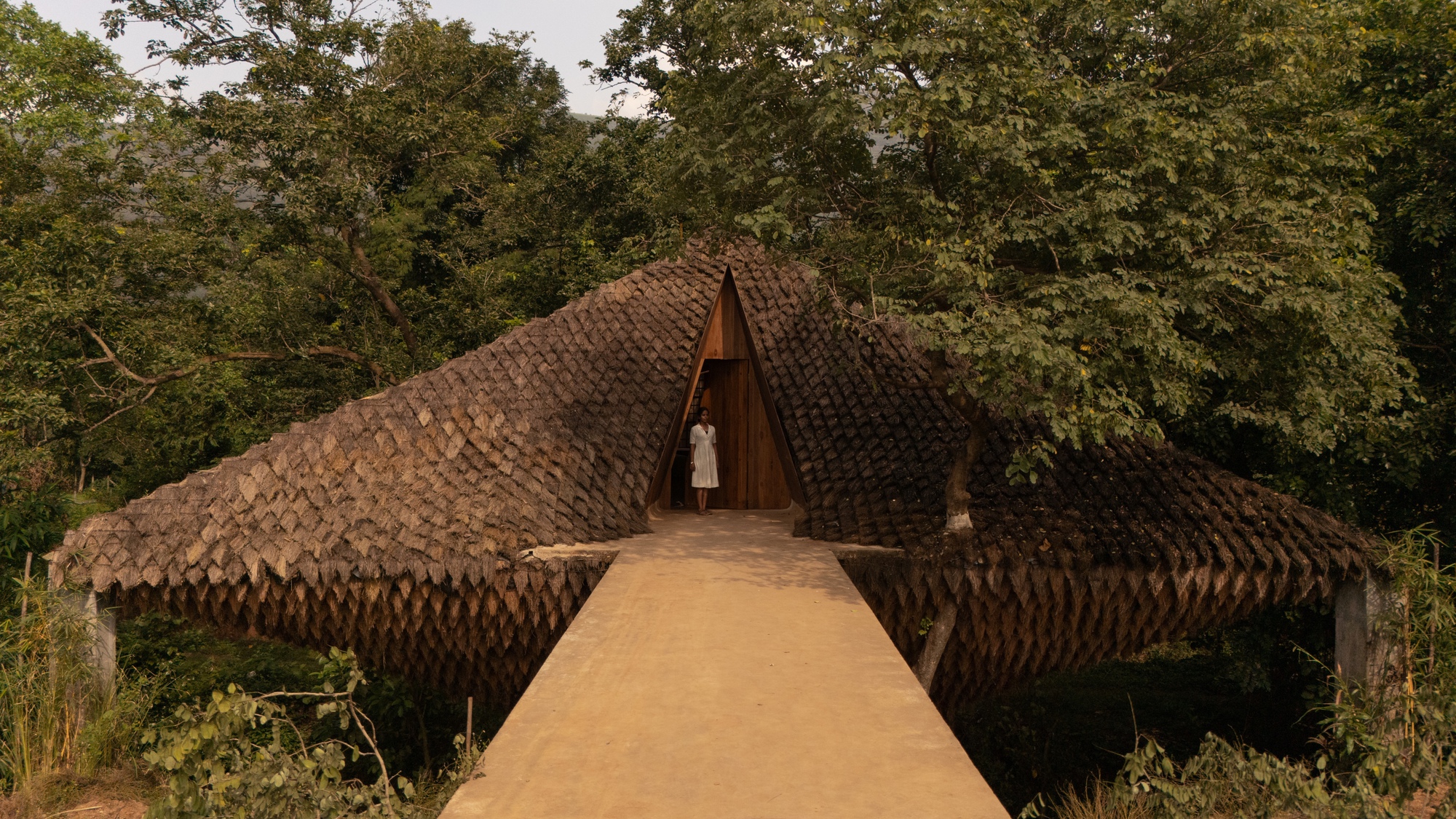 Casa da Ponte / Construtores de Paredes | ArchDaily