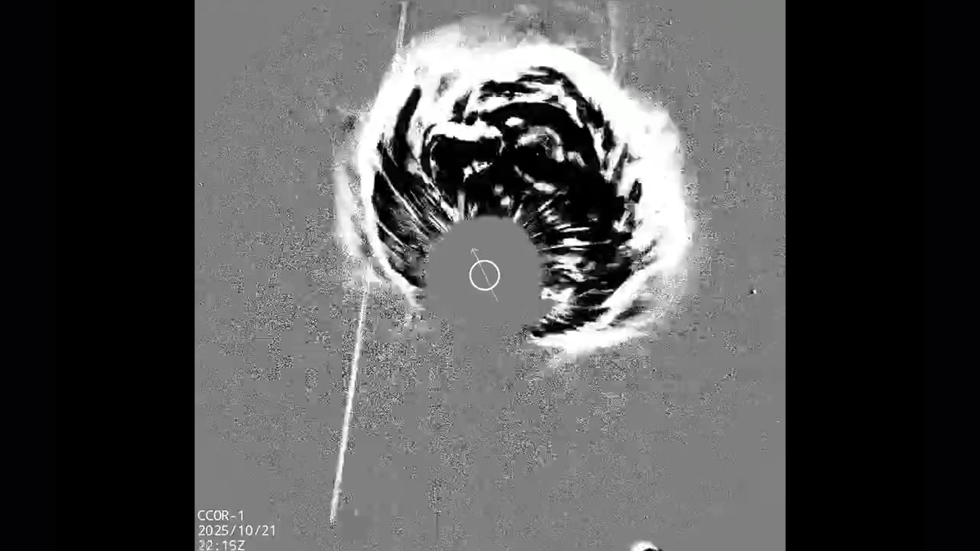 O lado oculto do Sol entra em erupção na foto de imagem de satélite do dia 29 de outubro de 2025